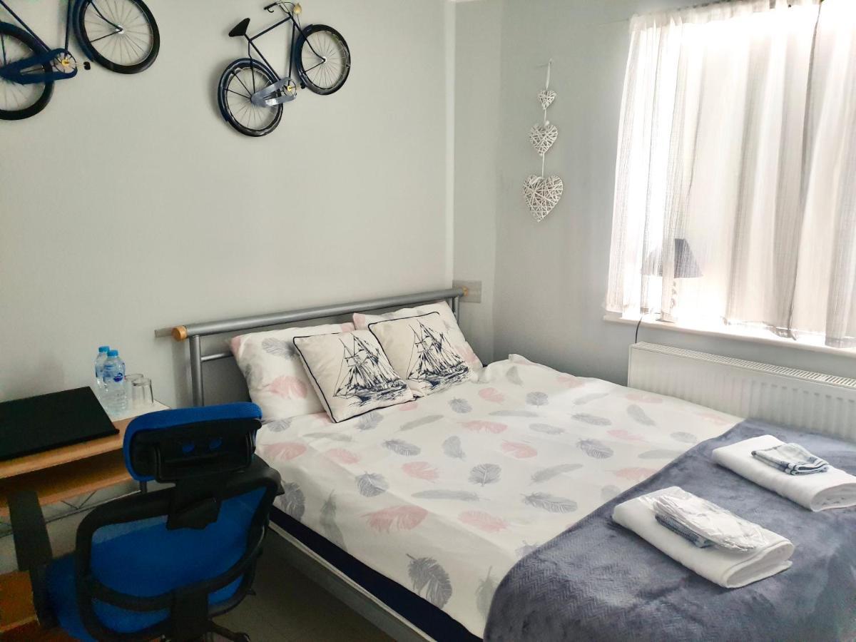 אוקספורד Comfortable Rooms In The House מראה חיצוני תמונה