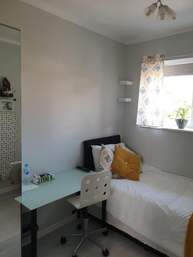 אוקספורד Comfortable Rooms In The House מראה חיצוני תמונה